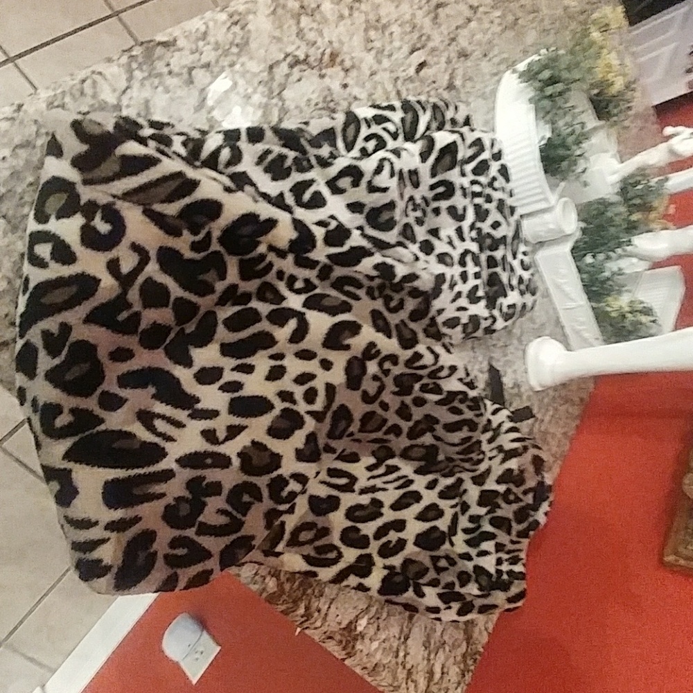 Soft & Cozy Leopard Pajama Bottoms